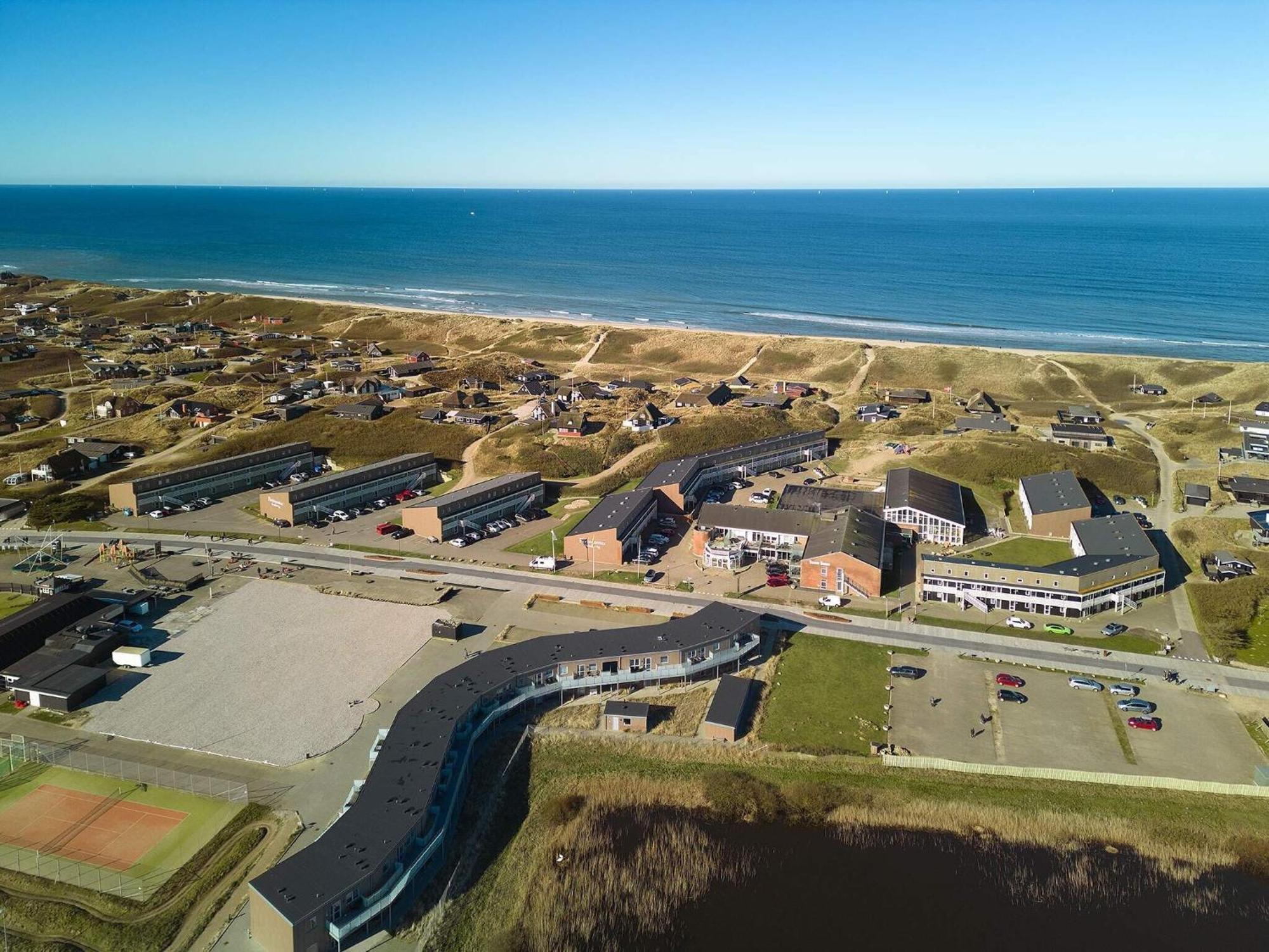4 Person Holiday Home On A Holiday Park In Ringk Bing Ringkøbing Buitenkant foto