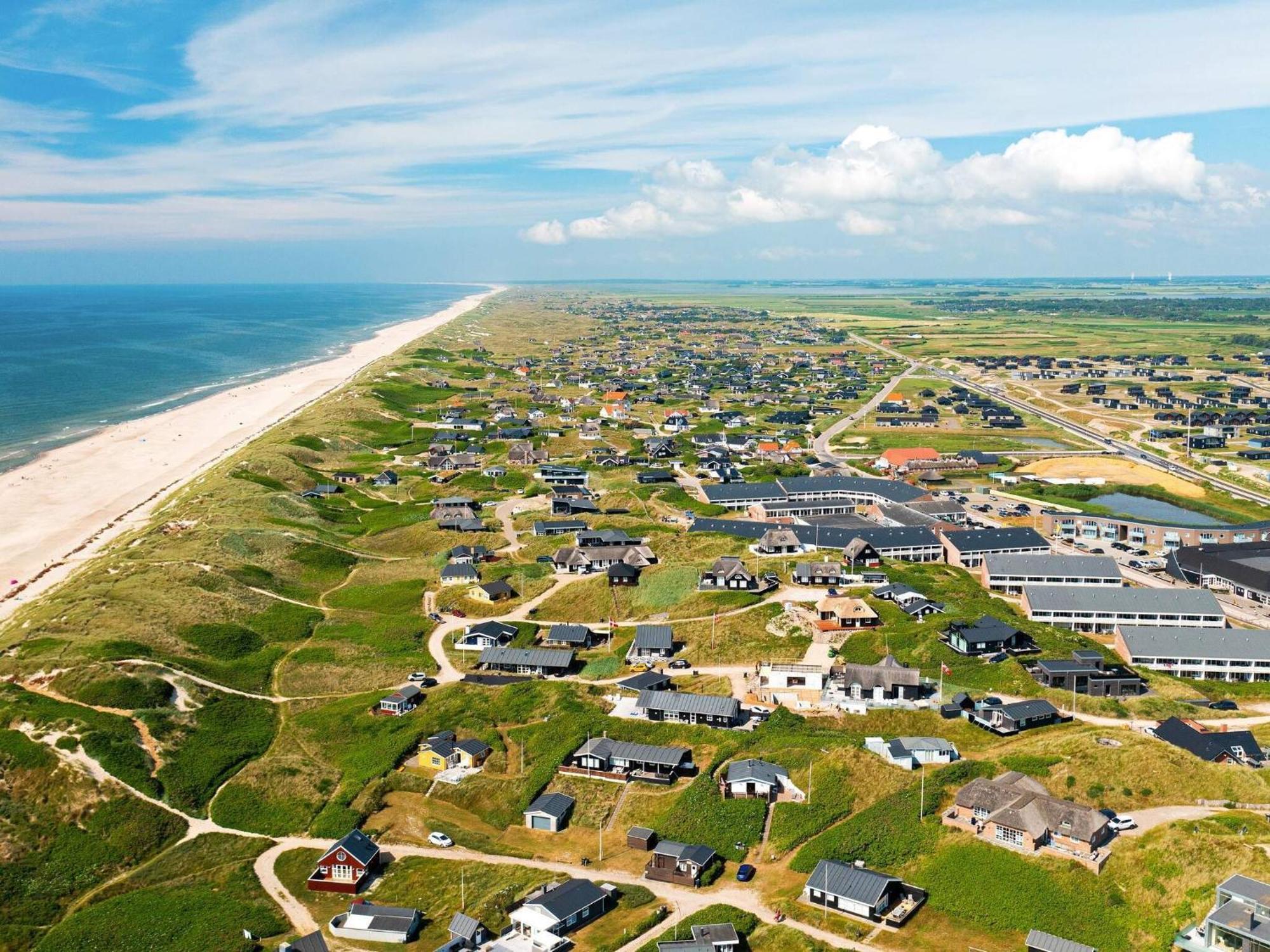 4 Person Holiday Home On A Holiday Park In Ringk Bing Ringkøbing Buitenkant foto